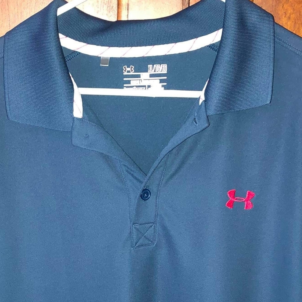 Under armor heat gear XL loose golf polo